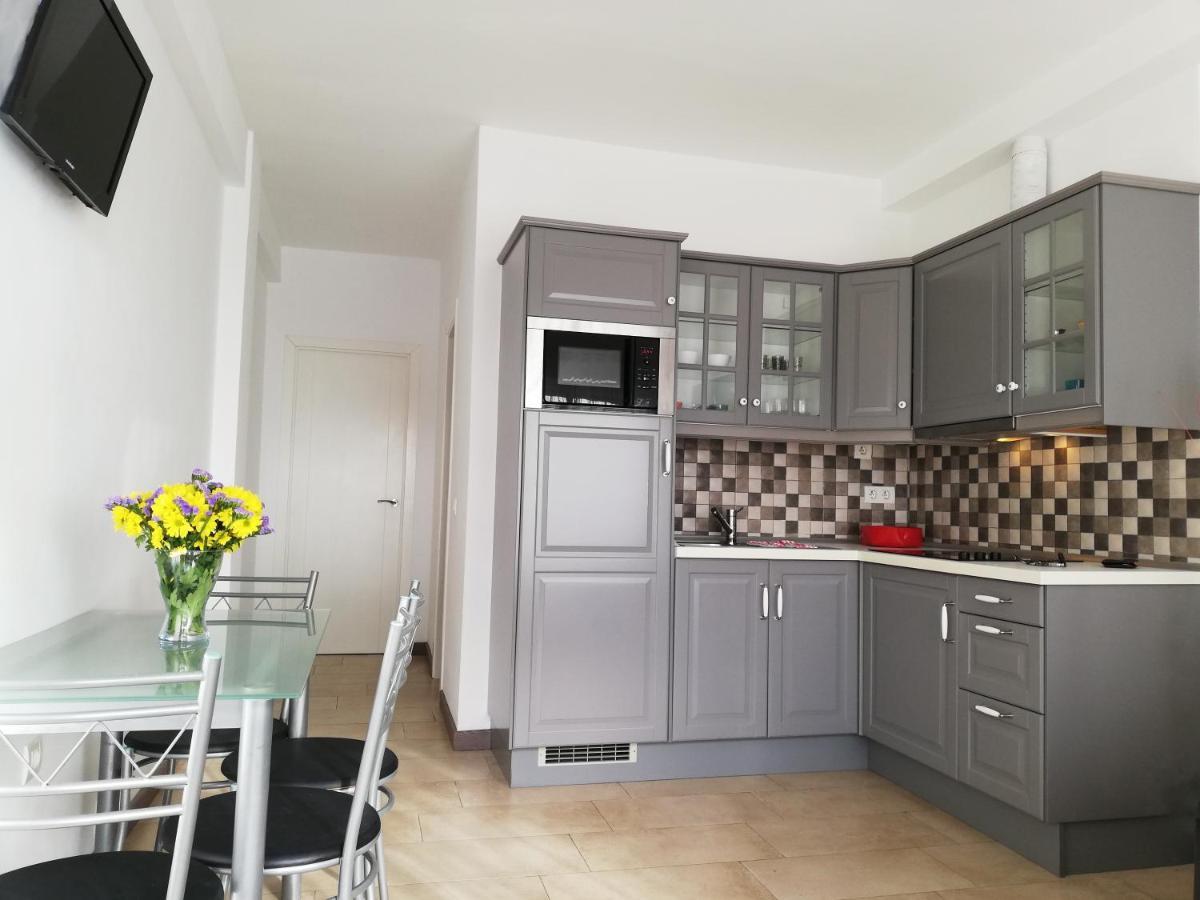 Verdemar Apartment With Sea View And Garden Nerja Bagian luar foto